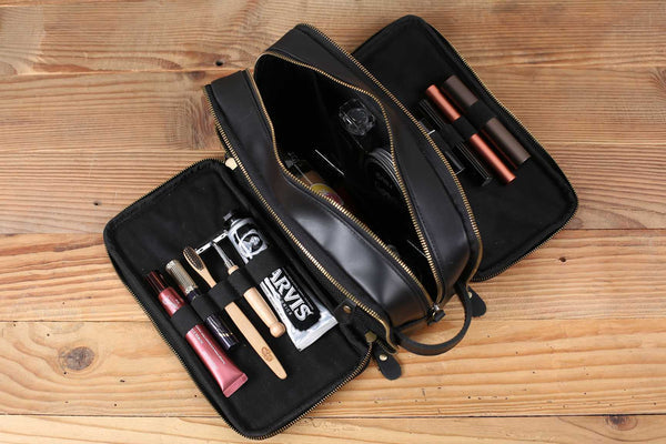 Full Grain Leather Toiletry Bag – Waterproof Dopp Kit